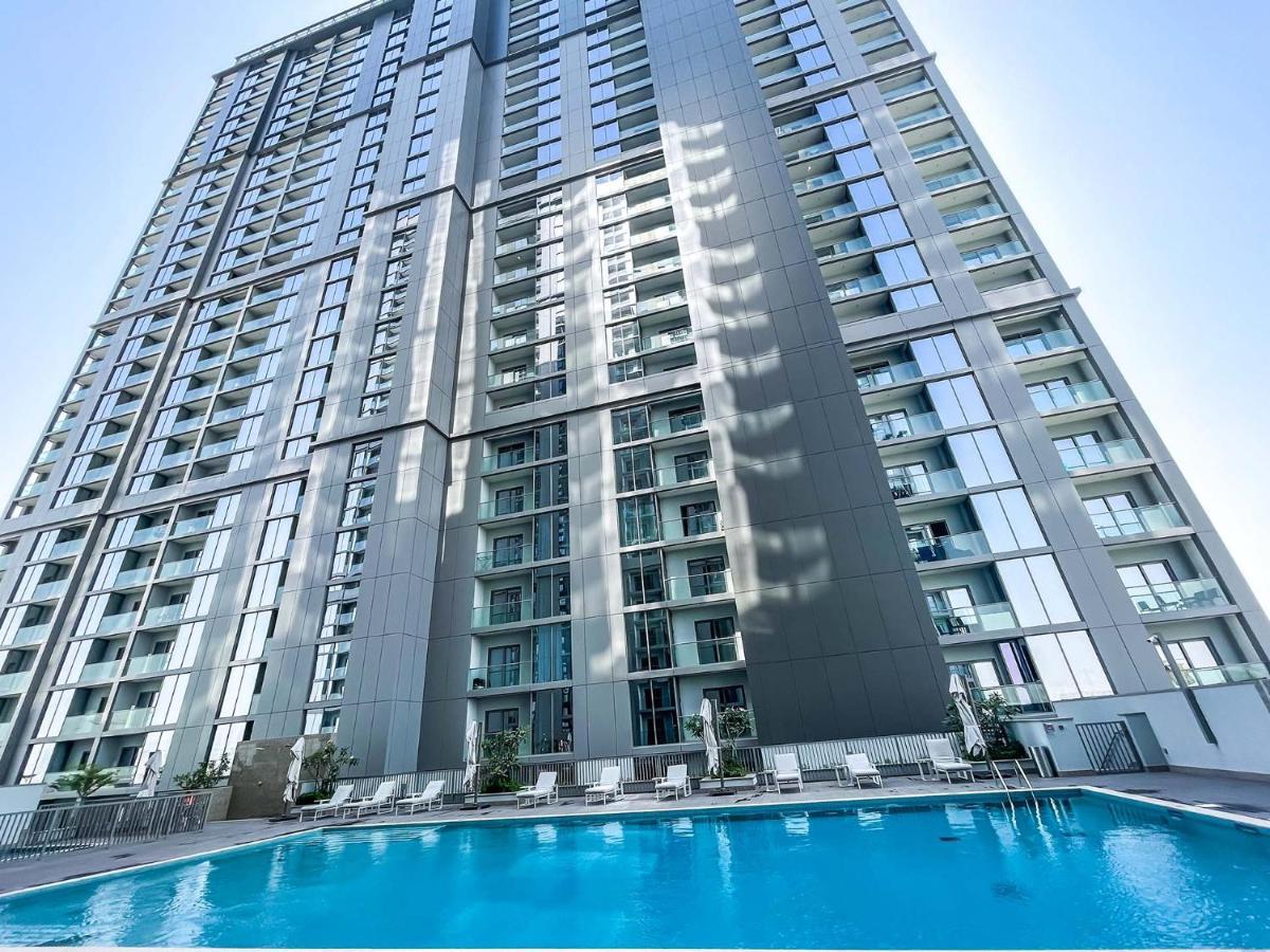 Stay Mindblowing 2 Bedroom Holiday Home With Close View Of Burj Khalifa Dubai Exterior foto
